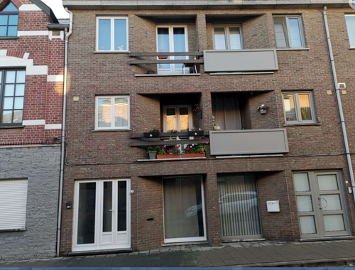                                         Usage mixte à vendre à Sint-Truiden, € 255.000
